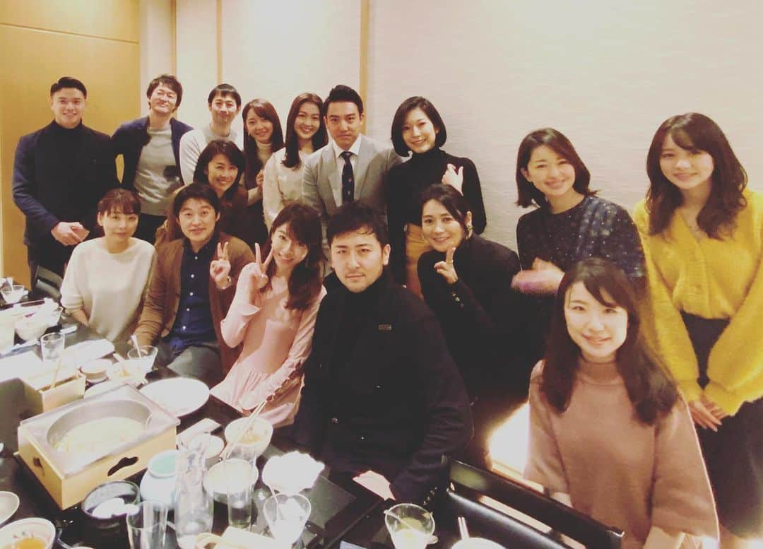 前田真理子のインスタグラム：「先日の送別会ランチ🌸 これからも、同じテレビ東京の仲間です✨thank you💕」