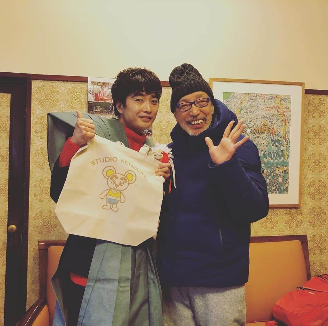 大和田健介さんのインスタグラム写真 - (大和田健介Instagram)「2月3日　#節分　 #テリー伊藤　さん #やくみつる　さん　と。シンバもいます。 #アソビバtoyscafe の住人 #まゆくーまん　と。 #大和田健介　#豆まき　 #アド街ック天国  次回は新横浜です。 🔴🔴🔴🔴 #おもちゃ　#ライオンキング会 🟡🟡🟡🟡🟡 #コレクター  #健康　#食事　　#カフェ　#おもちゃカフェ　#オタク部屋 #biople ‪#アソビバトイズカフェ新横浜‬ ‪#マーベル  @ アソビバ  studio  kensuke TOYS CAFE  #マンダロリアン　 #映画カフェ #アメコミ  #アメコミ好き  #オタク #喫茶店  #おもちゃカフェ　#ディズニー #ディズニーランド　#ディズニーシー　#アソビバ #toys」2月3日 20時57分 - oowada_kensuke