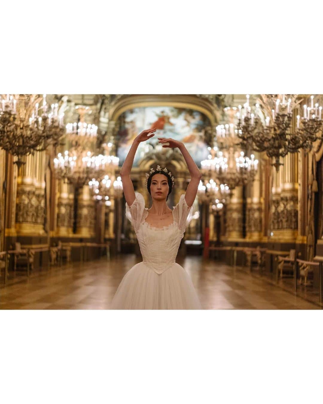 VuTheara Khamさんのインスタグラム写真 - (VuTheara KhamInstagram)「Emblematic Characters and Costumes of @operadeparis (part 4/4) . For the 350th anniversary of the Opera, with my artistic director, Antoine Neufmars @a9mars, we has immortalised twelve emblematic costumes from the Paris Opera’s repertoire. Etoiles and operatic soloists have slipped into the skins of their characters.  1) 2) @amandinealbisson 3) 4) @humarchand 5) 6) @hannah87oneill 7) 8) @leobaulac 9) 10) @dorotheegilbert」2月4日 1時28分 - vutheara