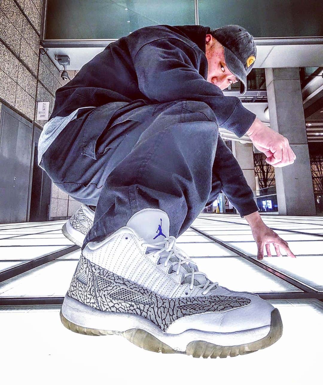 レイザーラモンrgさんのインスタグラム写真 レイザーラモンrginstagram Nike Sb の Hack Pack ってやつです Swooshが剥ぎ取られてつま先にいってます タンが2枚あるのが大人気のあれを思い出させますが色でこっちっしょ キモ撮り Kimodori Blazermid