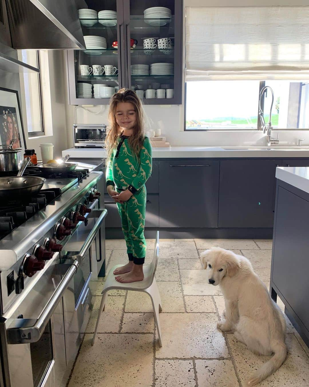 コートニー・カーダシアンさんのインスタグラム写真 - (コートニー・カーダシアンInstagram)「Good Morning from Chef Reign and Cubs.」2月4日 2時35分 - kourtneykardash