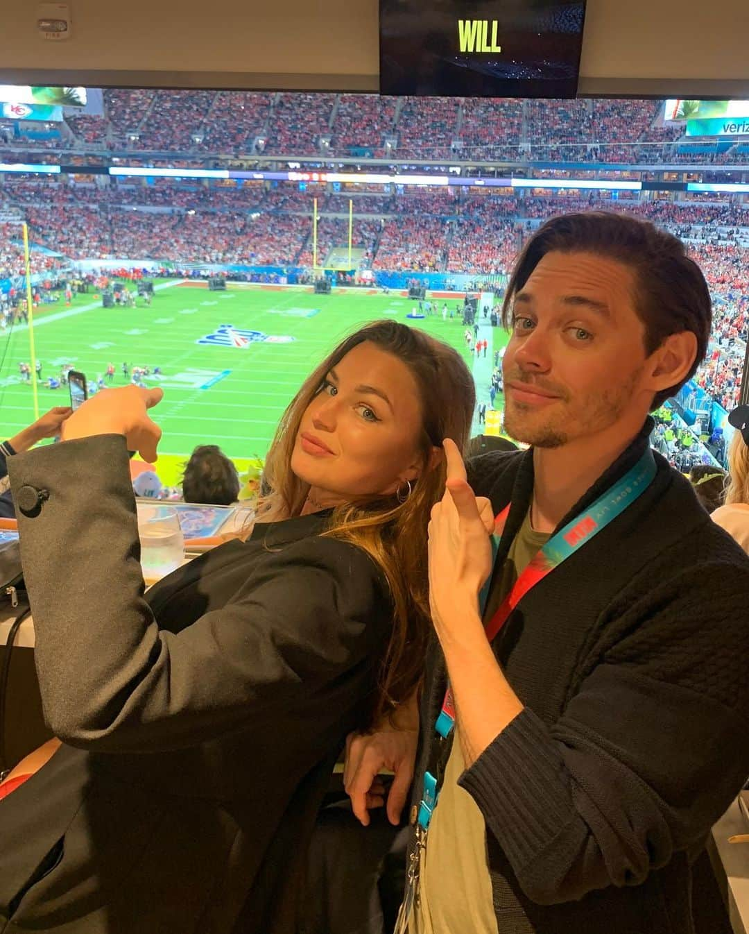 トム・ペインさんのインスタグラム写真 - (トム・ペインInstagram)「What an amazing time at the Super Bowl LIV! Thankyou to @foxtv for inviting us, the beautiful @faena hotel for hosting us and all the new friends we made this weekend (I see you @kenjeong 😆) Now we have to get back to NYC for the next explosive episode of @prodigalsonfox 🎉🎉 #superbowl #faenamiamibeach #foxtv #prodigalson #miami」2月4日 3時30分 - thetompayne