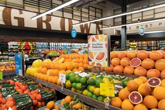 Whole Foods Marketさんのインスタグラム写真 - (Whole Foods MarketInstagram)「NOW OPEN: Our 510th store! 🎉 Last week on January 30, we opened our newest store in Richmond, VA. Located at 2024 West Broad Street, the new 47,000 square-foot store incorporates the original brick façade, wooden beams and other historic elements of the Kaufman building. Come by and grab a bite at our self-serve eatery and taproom with indoor/outdoor seating. Stop by to check out our grab-and-go prepared foods, including build-your-own mezze bowls, featuring a variety of Mediterranean flavors and toppings. Don’t miss out on our fresh pasta bar, featuring @severinopasta! We’re open from 7am - 10pm daily — come say hi! 👋 #WholeFoodsRichmond」2月4日 4時49分 - wholefoods