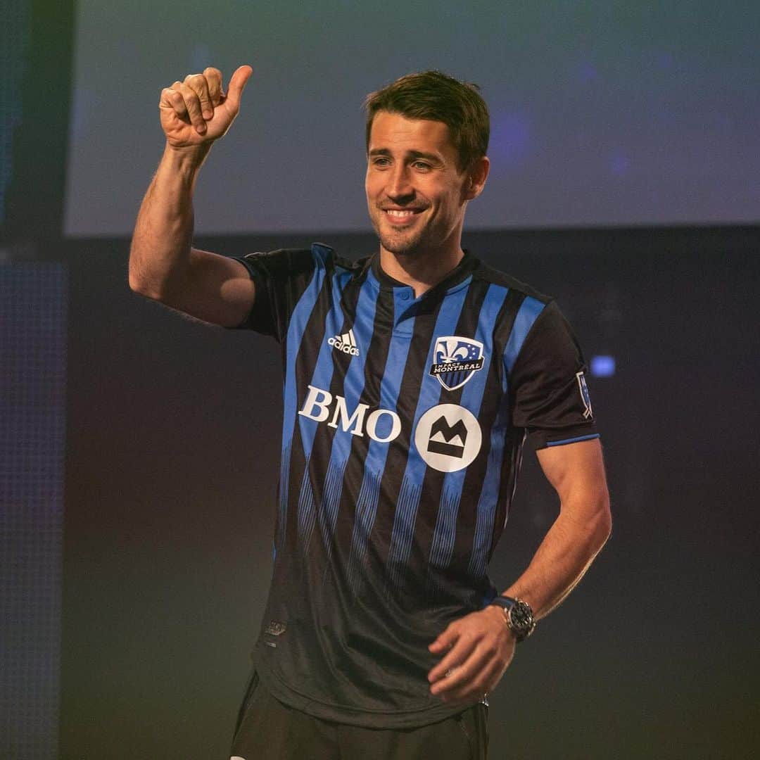 ボージャン・クルキッチのインスタグラム：「Very special for me to experience the season launch with our fans for the first time. Really looking forward to doing well and celebrating great times together! #IMFC 🔵⚫️ // Qué bonito fue poder vivir por primera vez la presentación de la nueva temporada junto a nuestros fans. ¡Con mucha ilusión de hacer bien las cosas y celebrar grandes momentos juntos! #IMFC 🔵⚫️」