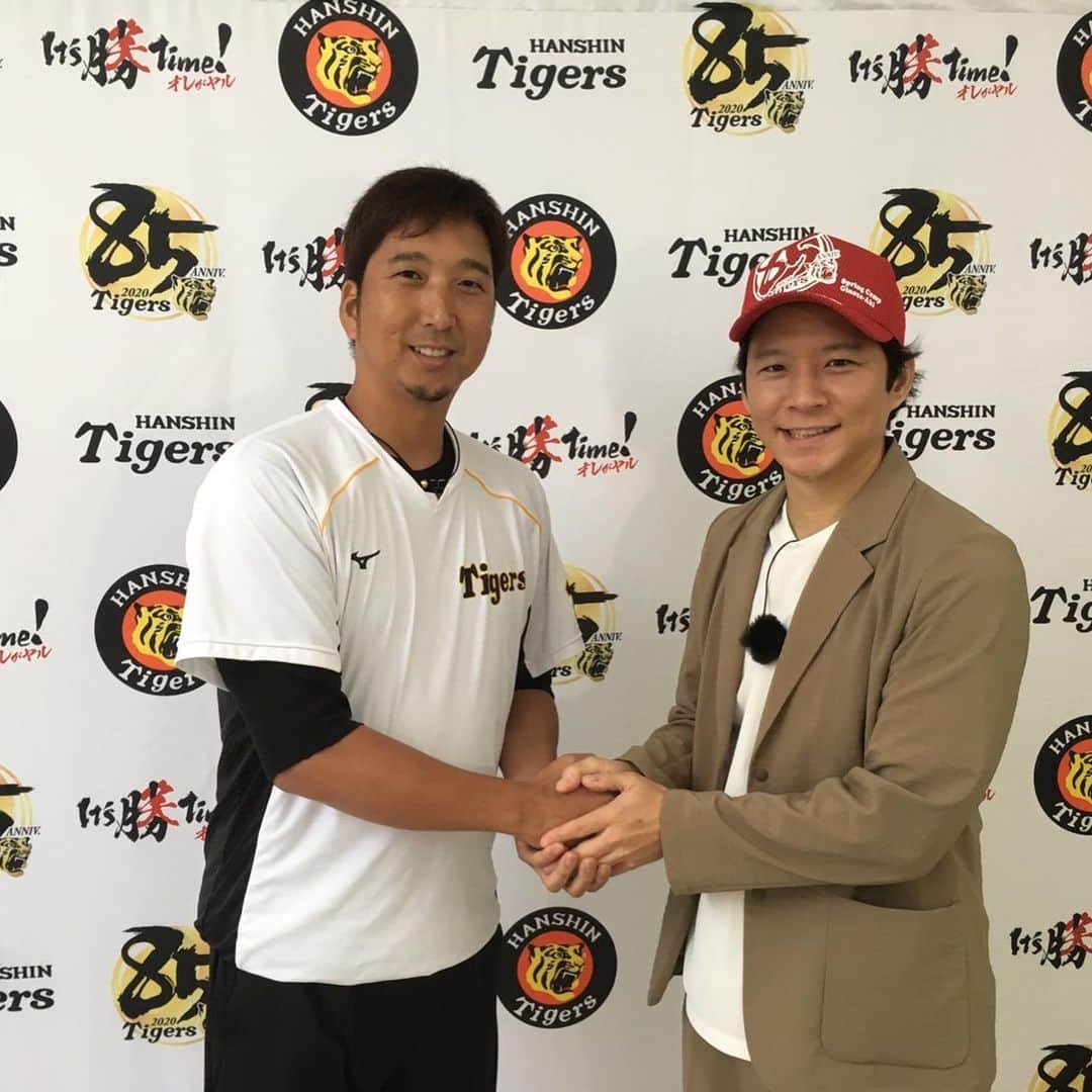 渡部建のインスタグラム：「阪神、宜野座キャンプ！#藤川球児 #矢野監督 #近本光司 #新外国人ボーアすごい #特打えぐかった #阪神タイガース」