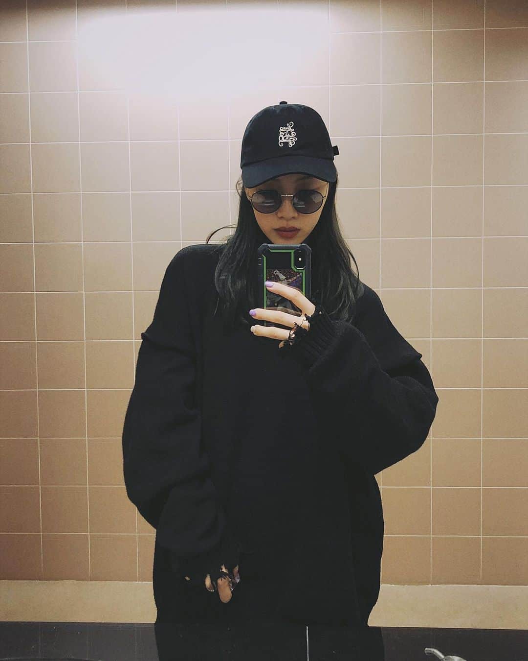 のインスタグラム：「真っ黒くろすけ👼🏽💕」