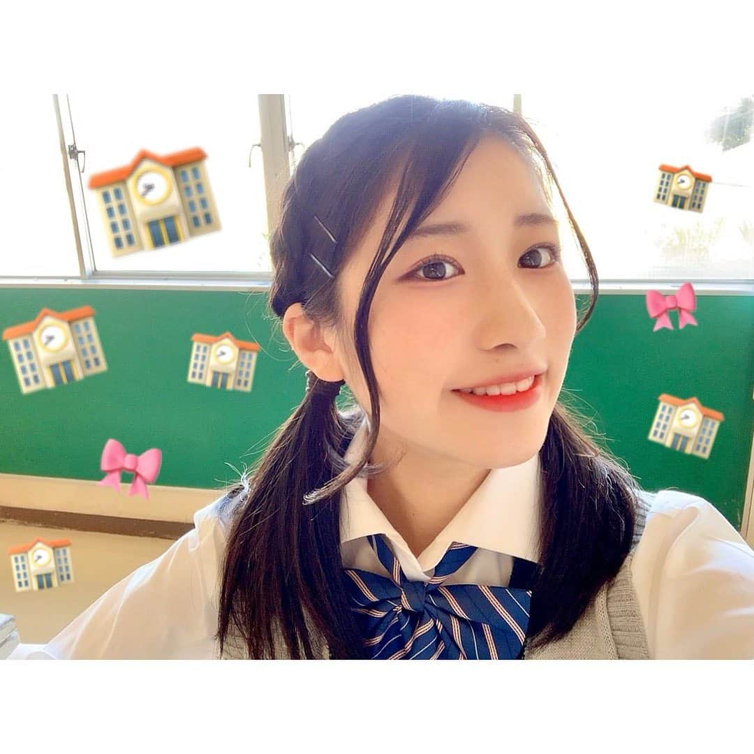 加藤一華さんのインスタグラム写真 - (加藤一華Instagram)「. 最近、ツインテールするのが ちょうどいい髪の長さになってきた👧🏻 . #twintail #hairstyle #hairarrange #me #school #selfie #girl」2月4日 10時35分 - ichika_kato