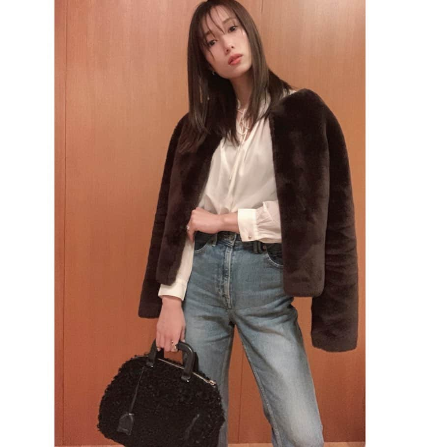 広瀬未花さんのインスタグラム写真 - (広瀬未花Instagram)「outer/ @apc_paris  shirt/ @nanouniverse_official  denim/ @yanuk_official  bag/ @31philliplim ・ ・ #denim #style」2月4日 10時53分 - micahirose