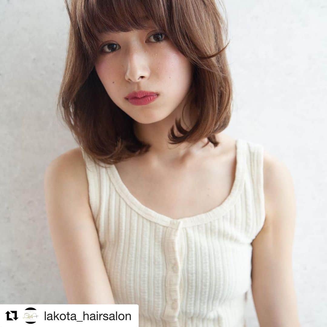 のインスタグラム：「#Repost @lakota_hairsalon with @get_repost ・・・ おはようございます☀ 本日もご予約お待ちしてます☺︎ . . #lakota_hair #カット#カラー#パーマ #ロング#ミディアム#ボブ#ショート #ハイライト#インナーカラー#ハイトーン #立川#ラコタ#ヘアスタイル #スロウカラー#THROWカラー」