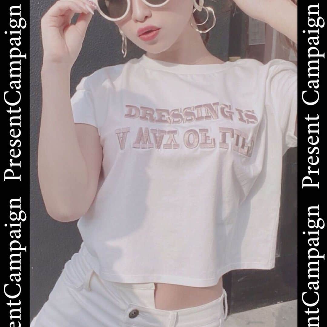 RESEXXYさんのインスタグラム写真 - (RESEXXYInstagram)「【instagrm 10万人 Campaign❤︎】﻿ ﻿ いつもRESEXXYのご利用ありがとうございます❤️﻿ ﻿ おかげさまでinstagrmのフォロワーが﻿ 10万人となりました！ありがとうございます💖﻿ ﻿ ﻿ 日頃の感謝を込めまして...﻿ RESEXXYオリジナルロゴTシャツを﻿ 10名様にプレゼントいたします🎁💛﻿ ﻿ ﻿  Dressing  is a way of life.by RESEXXY﻿ 〜ファッションは生き方である〜﻿ ﻿ いつでも自分らしく居たいあなたに。﻿ ﻿ ﻿ #ロゴ刺繍Tシャツ O.WHT / BLK / PNK / MOK / KHK﻿ ¥4,000+tax﻿ ﻿ ﻿ ◼︎応募期間﻿ 2/4(火)12:00 - 2/9(日)23:59﻿ ﻿ ◼︎応募条件﻿ ・@resexxy_official をフォロワー﻿ ・Campaign記事にいいね﻿ ・欲しいカラーをコメント﻿ ・1人何回でもコメントOK🙆‍♀️❤️﻿ ﻿ ﻿ 期間中の新規フォローも対象です！﻿ ﻿ 当選者の発表は2/10(月)に﻿ ストーリーにて発表させていただきます✨﻿ ﻿ たくさんのご応募お待ちしております！！﻿」2月4日 12時01分 - resexxy_official