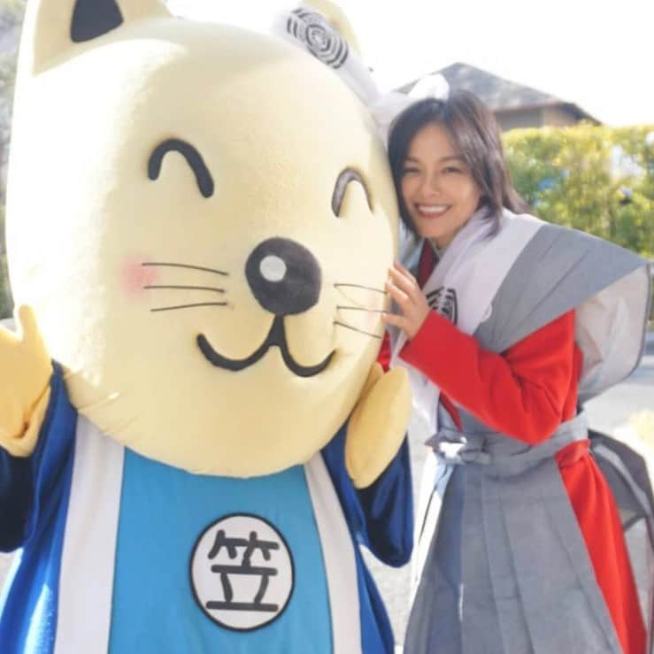 相川七瀬さんのインスタグラム写真 - (相川七瀬Instagram)「笠間稲荷神社の豆まきにて。平日にも関わらず沢山の皆様来て頂き嬉しいかったです😃ありがとうございました❣️ #笠間稲荷神社 #常陸国総社宮 #鹿島神宮 #節分祭」2月4日 12時47分 - nanasecat