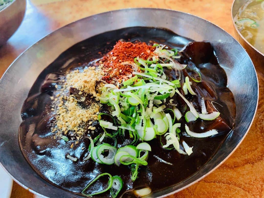 ユジン のインスタグラム：「담백하다 맛있다」