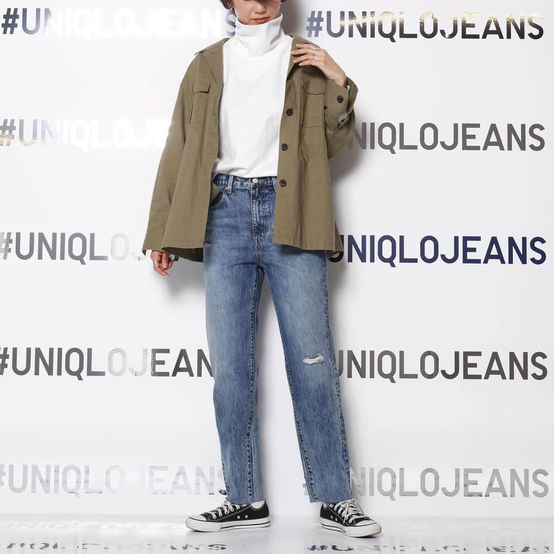ak_m1120さんのインスタグラム写真 - (ak_m1120Instagram)「先日、 @uniqlo のデニム試着会に参加させていただきました。 オールUNIQLOコーデ☺︎ . . . 1枚目→#ベルテッドプリーツジーンズ  2枚目→#スラウチテーパードアンクルジーンズ  ダメージタイプ 3枚目→#スラウチテーパードアンクルジーンズ . . . すべて丈長めを着用しています☺︎ すでに店頭に並んでいるアイテムなので、是非チェックしてみてください♡ （丈長めはオンライン、大型店限定） . . で、1番最後がプレスルーム入口に飾ってあったお花！！ すごく豪華でキレイでした🥺❤️ . . . . . #fashion #code #uniqlo #uniqlou #uniqlo2020ss #uniqlojeans #uniqloginza #locari #uniqloコーデ #ユニクロ #ユニデニ #ユニデニ族 #上下ユニクロ部 #ママコーデ #ママファッション #カジュアルコーデ #スニーカーコーデ #wear更新」2月4日 16時22分 - ak_m1120