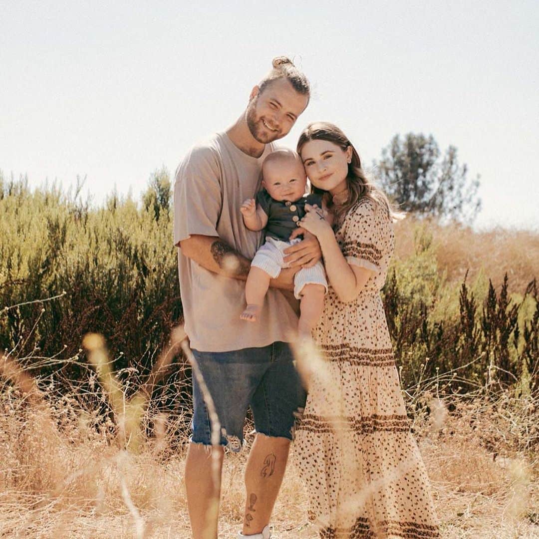 マサイアス・アンドリーのインスタグラム：「Happy Birthday! You have grown so much this last year and we have grown together ❤️ Watching you with our son brings me so much happiness. I may not always be the best at showing it but you are my number one ☝🏻 and I love you more than I’ve ever loved anything in this world 😘  I know you have so many greats things ahead this year and I’m here to support you. I would do anything for you to accomplish your goals ❤️ let’s keep creating memories together -Your BIGGEST fan」