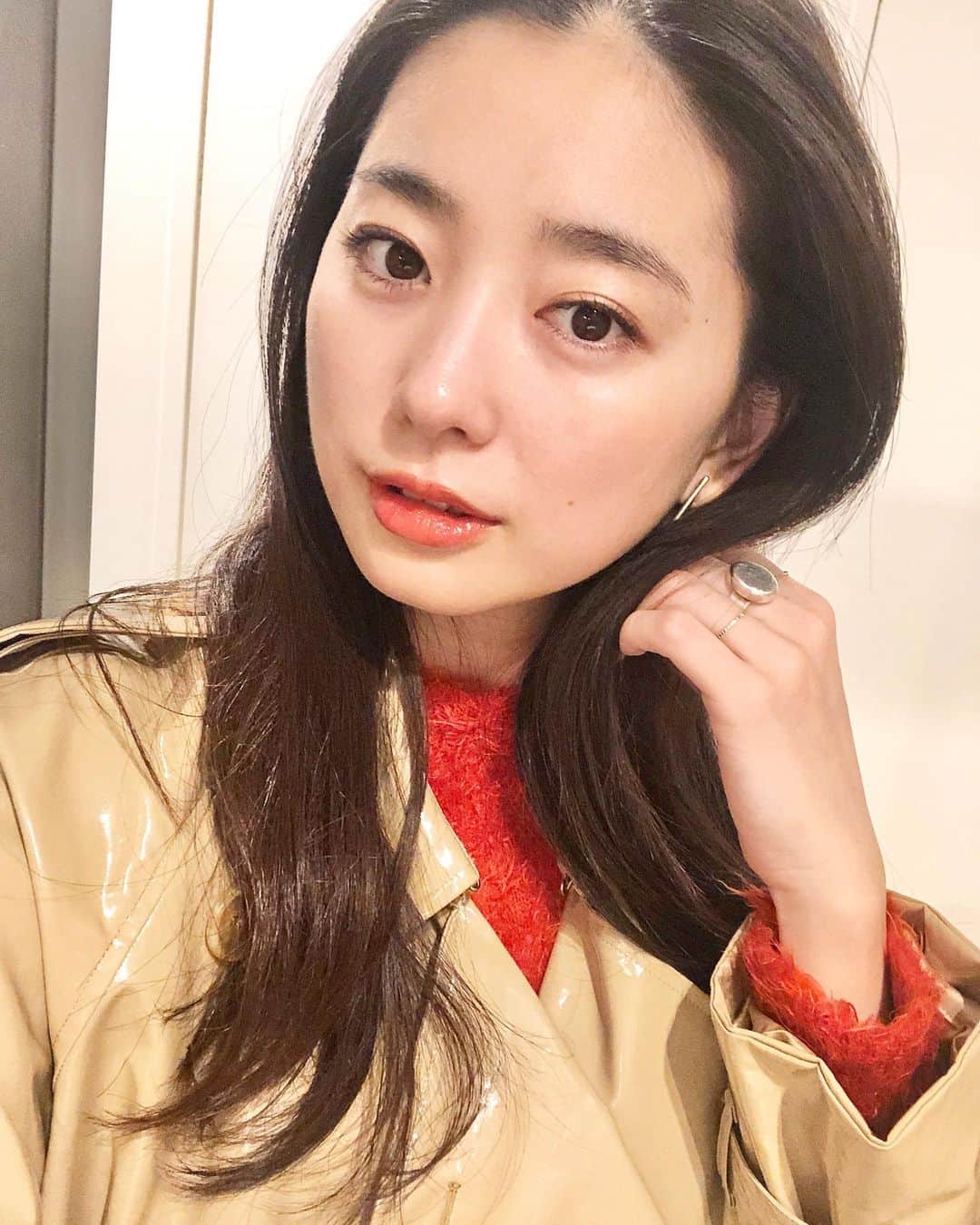 のインスタグラム：「おきにるーじゅつけて💋 GYMあとあそびに🏋🏻‍♂️🍝☕✴︎🍻 personalで柔軟と筋トレと整体をしてるよ いろいろして貰えておすすめです 筋肉がゆるんできたお陰で体が軽くて快調 今年の目標はしなやかな体づくり✨✨ いつになく沸いてる情熱🔥✊🎶 #holiday#gym#maintenance #東京プロポーションラボ #chisamake#松永ちさと」