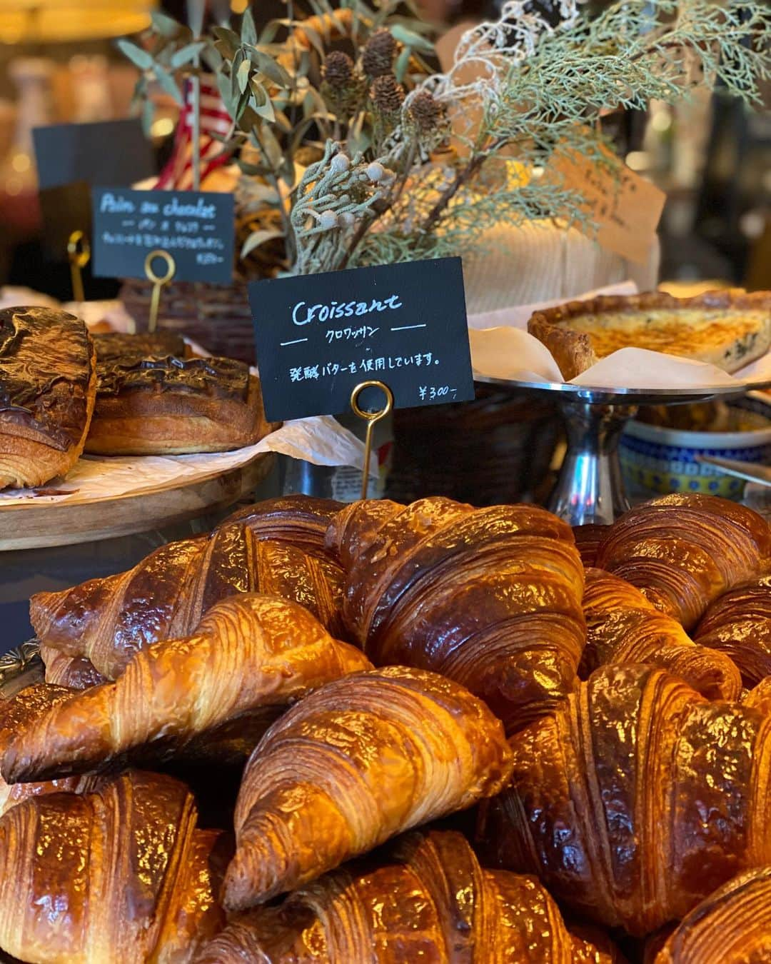 Risako Yamamotoさんのインスタグラム写真 - (Risako YamamotoInstagram)「ランチの後、隣のパン屋さんへ🥐🍞🥯🥨 ・ お腹空かして来たら買いすぎてしまうので、ランチ後に来て正解🙆🏽‍♀️💮 #神戸 #kobe #神戸パン屋 #leboozy #thebake」2月4日 19時48分 - risako_yamamoto