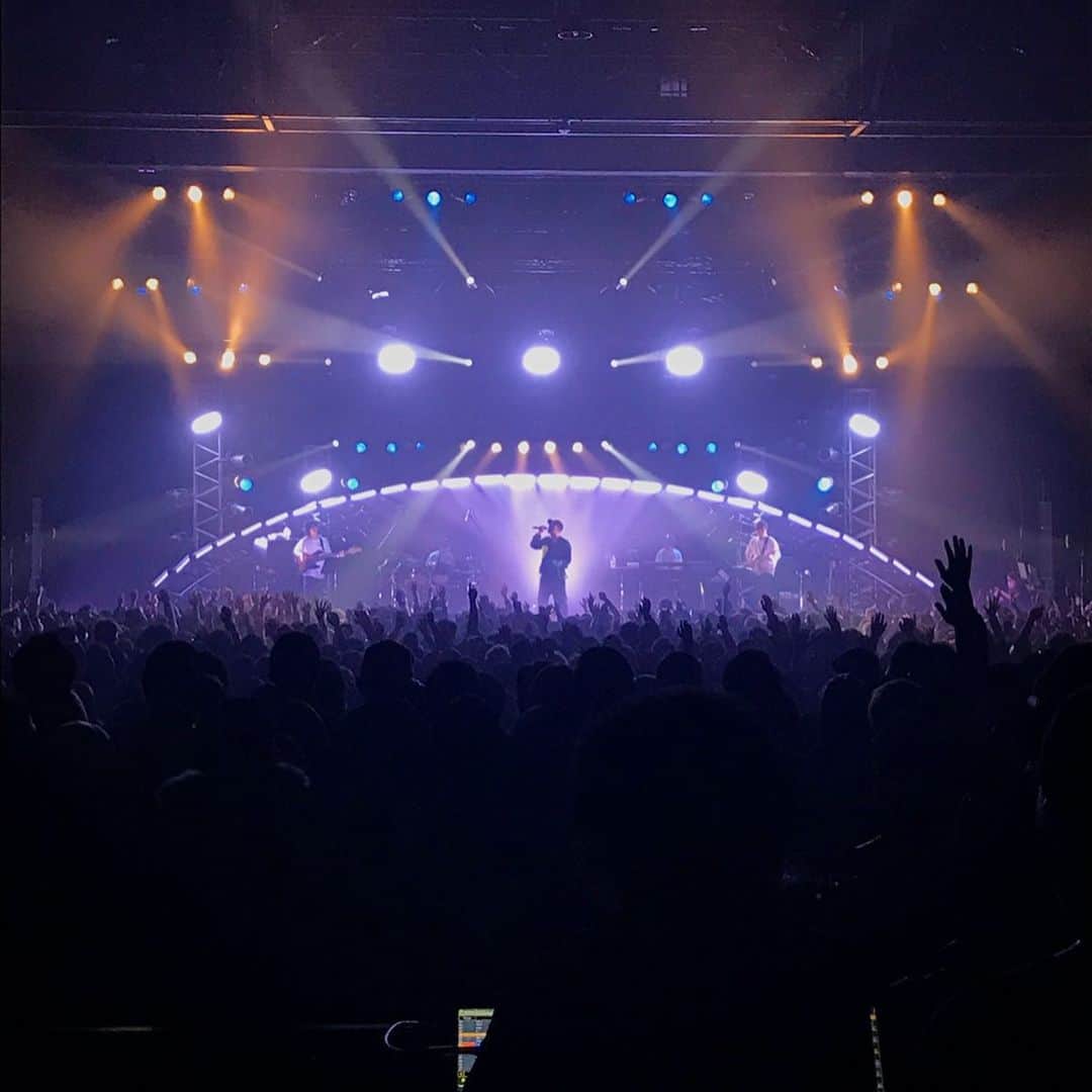 Kayzabroのインスタグラム：「AK-69 THE LIVE -6900- ツアーファイナル　最高だった🔥 次に目指すはドーム この男やっぱりハンパない🙌 #ak69 #tourfinal #tokyo」