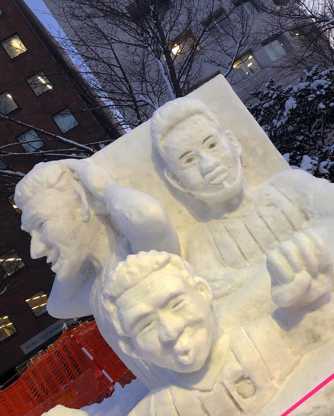 川上椋輔さんのインスタグラム写真 - (川上椋輔Instagram)「#さっぽろ雪まつり 開幕！﻿ ﻿ #UHBファミリーランド では 昨年50周年を迎えた﻿ #サザエさん 一家の大雪像 がお出迎え！﻿ ﻿ ﻿ その他にも…﻿ #八村塁 選手の雪像 と #巨大カップヌードル の中を通り抜けるミニSLがあります！﻿ ﻿ 後悔することなし！﻿ 是非大通10丁目会場に行ってみてくださいね⛄️﻿ ﻿ 市民雪像もレベルが高く面白いものが沢山ありました。﻿ ﻿ 個人的な推し雪像﻿ ① #笑わない男﻿ ② #コンサ雪像﻿ ﻿ 雪まつりは 来週 火曜日まで開催！﻿ ﻿ ﻿ 最後の一枚は 全国中継前の田辺アナ 激写。﻿ ﻿ 最後に…﻿ #モノマネ するなら質にこだわれ﻿ #マスオさん ごめんなさい」2月4日 20時50分 - kawakami_doto