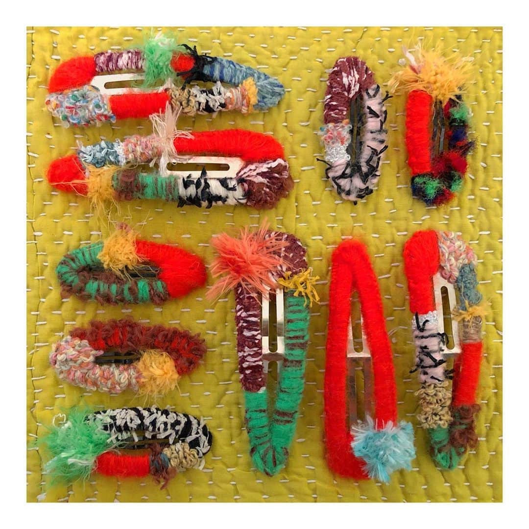 森千波さんのインスタグラム写真 - (森千波Instagram)「#hairpin (10cm/6cm) . . . . #1000weave#handmade#yarn#color#colorful#パッチンピン」2月4日 20時52分 - 1000wave