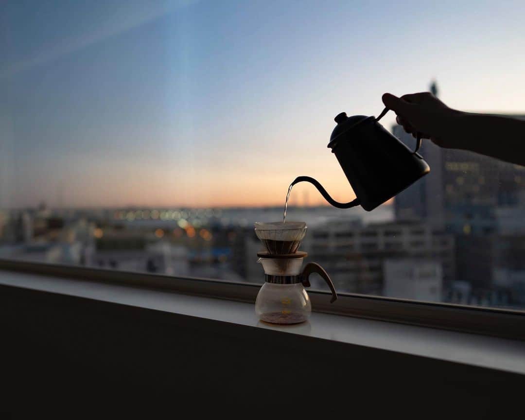 cafe_no_maのインスタグラム：「this early morning☕️ #magichour」