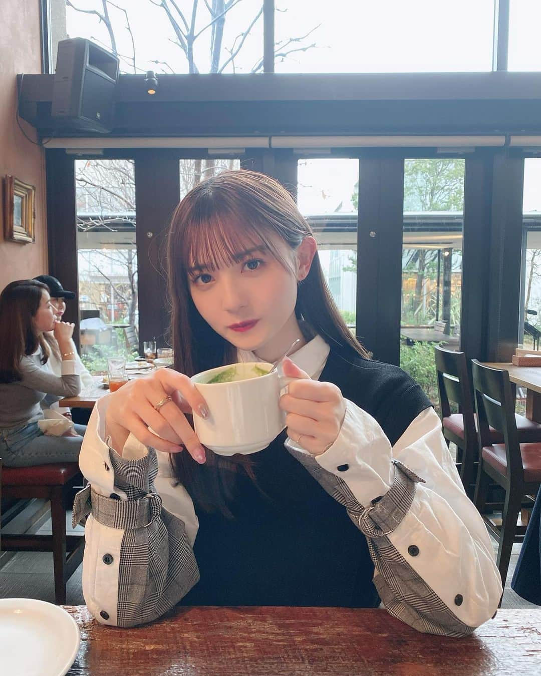 吉井美優さんのインスタグラム写真 - (吉井美優Instagram)「. この間の ☕ 落ち着く雰囲気だった 〜 お腹空いた 〜 #ivyplace#代官山カフェ」2月4日 20時55分 - miyu_yoshii32