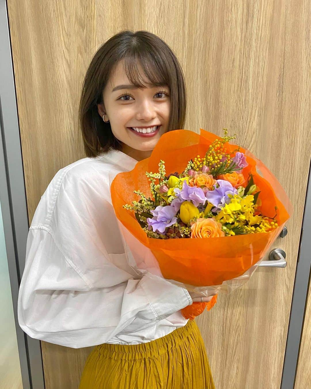 足立佳奈さんのインスタグラム写真 - (足立佳奈Instagram)「かわいいおはな。💐」2月4日 21時54分 - kana1014lm