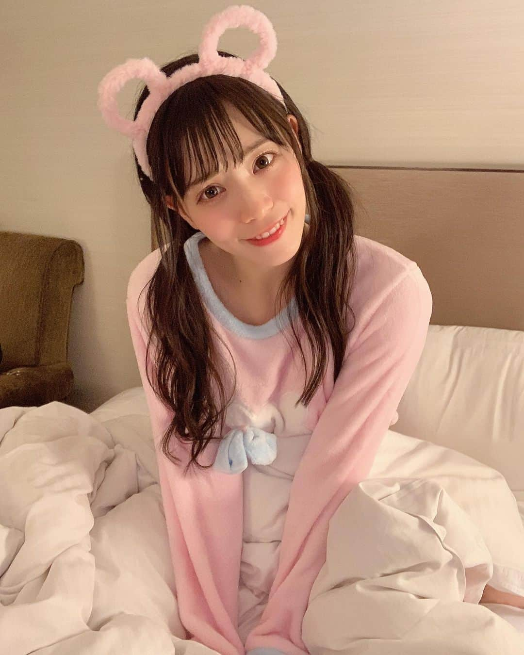 宇佐美幸乃さんのインスタグラム写真 - (宇佐美幸乃Instagram)「赤ぱじゃま青ぱじゃま黄ぱじゃま 、、、、 ぴんくぱじゃまー！！！！！！！！ #台湾　#taiwan #パジャマ　#キティちゃん」2月4日 22時52分 - usami_yukino