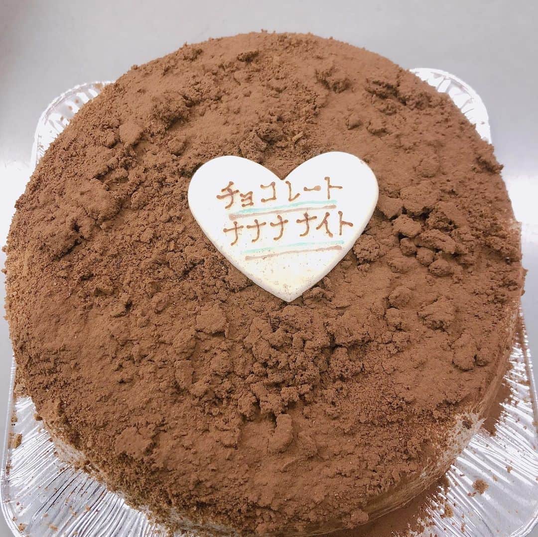 矢端名結さんのインスタグラム写真 - (矢端名結Instagram)「お菓子作りが得意なラジオ局の方が、チョコナナケーキ作ってくれました😍 お店の味だ！！！ #チョコナナ　#チョコレートケーキ　#えりにゃん　#yummy」2月4日 23時59分 - miyu_yabata