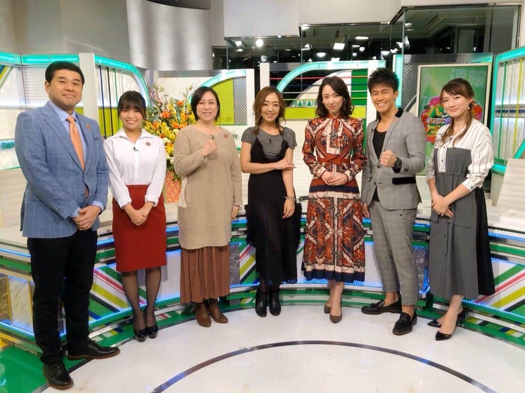 のインスタグラム：「昨日は、 診療後にバラいろダンディ月曜日にお邪魔しておりました！  いつもは木曜日なので、違う曜日は新鮮！ トークが大盛り上がりで楽しかったです！  #tokyomx #東京メトロポリタンテレビジョン  #mx #バラいろダンディ  #バラダン #月曜日 #コメンテーター #医師 #出演」