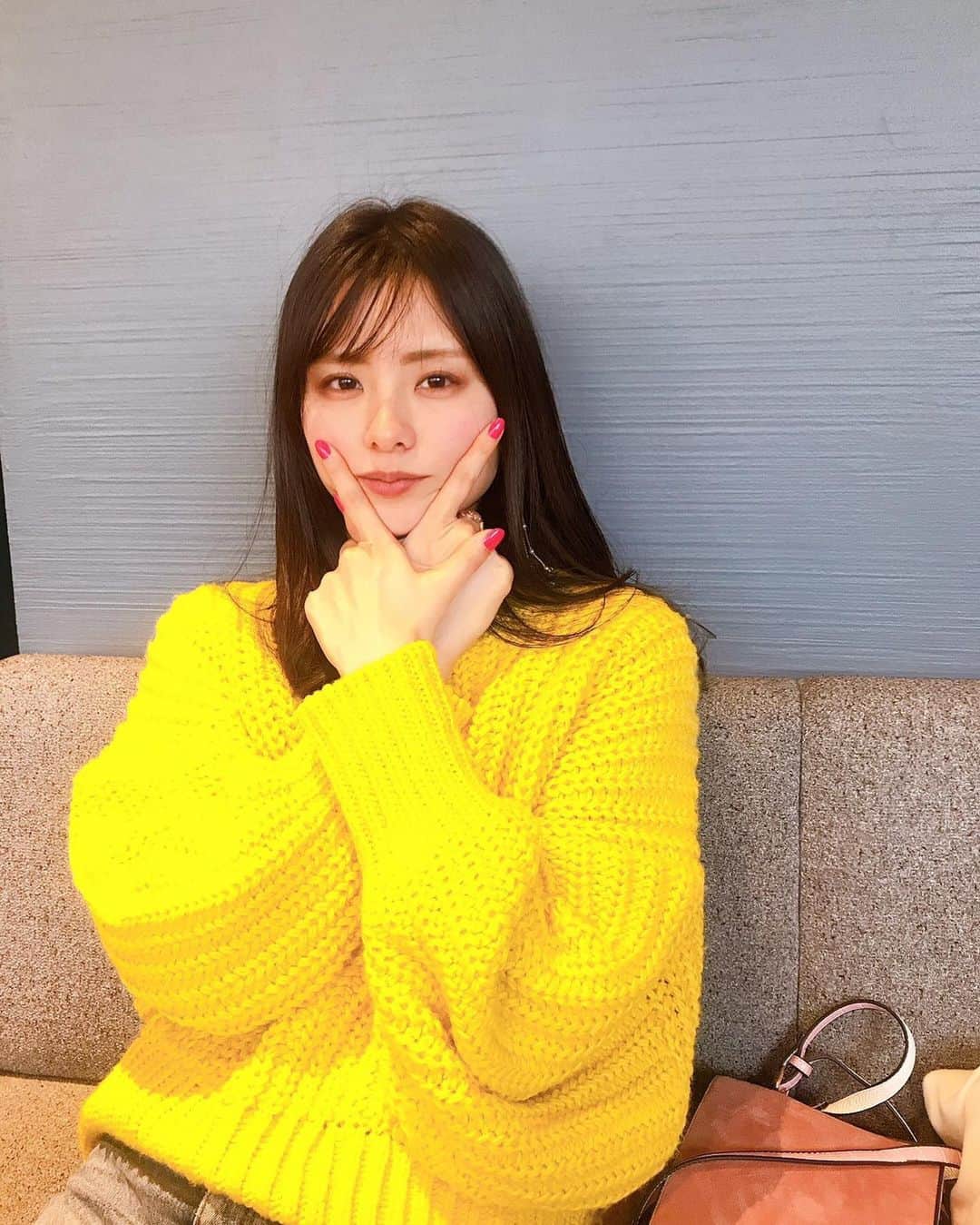 朝見心のインスタグラム：「(∵)﻿ ﻿ 朝見あるある﻿ ﻿ ﻿ ﻿ ﻿ ﻿ ﻿ ﻿ ﻿ 黄色着がち〜♫﻿ ﻿ ﻿ ﻿ ﻿ ﻿」