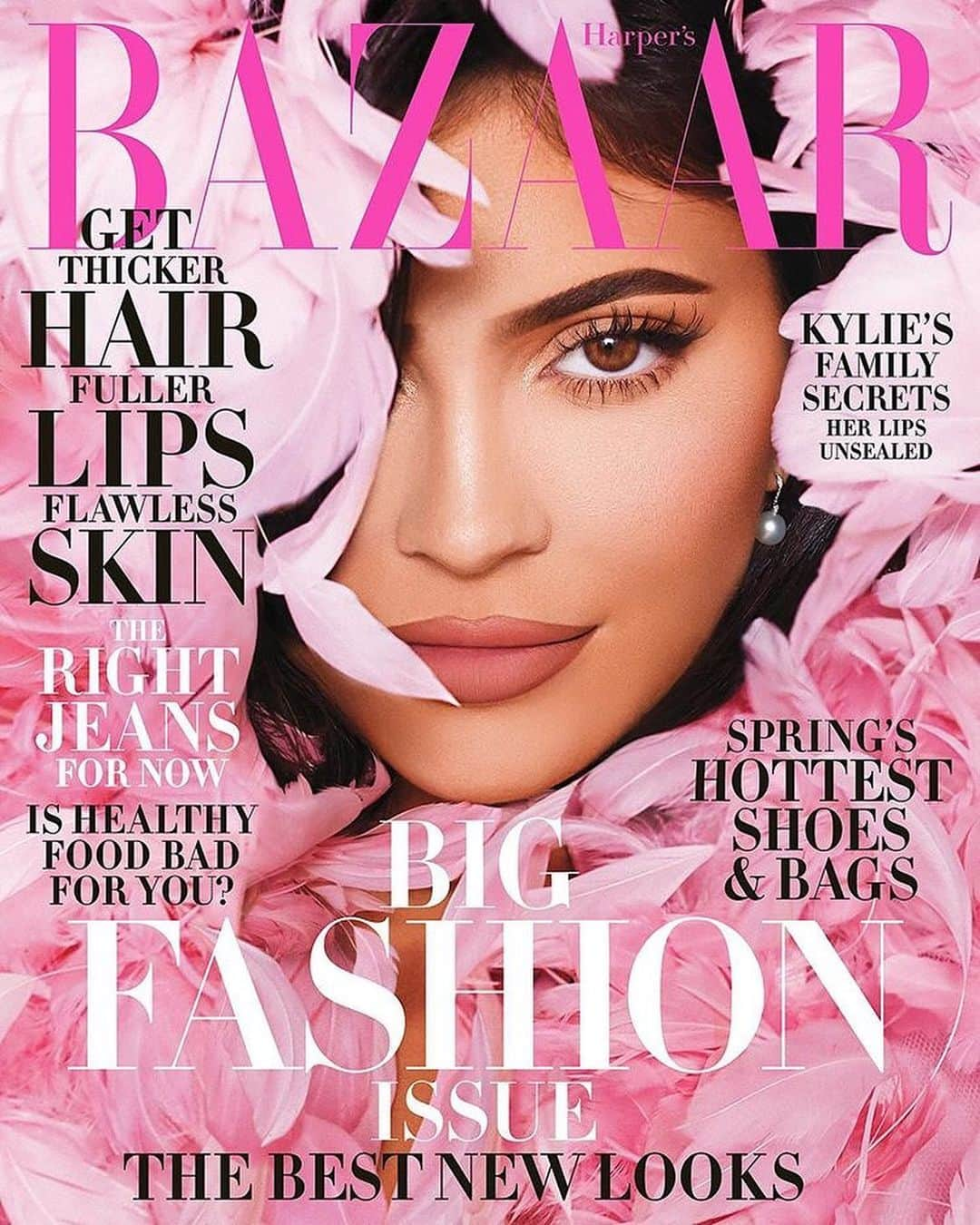 Kylie Cosmeticsさんのインスタグラム写真 - (Kylie CosmeticsInstagram)「boss bae @kyliejenner wearing kylie lip kit for @harpersbazaarus 💗✨」2月5日 1時39分 - kyliecosmetics