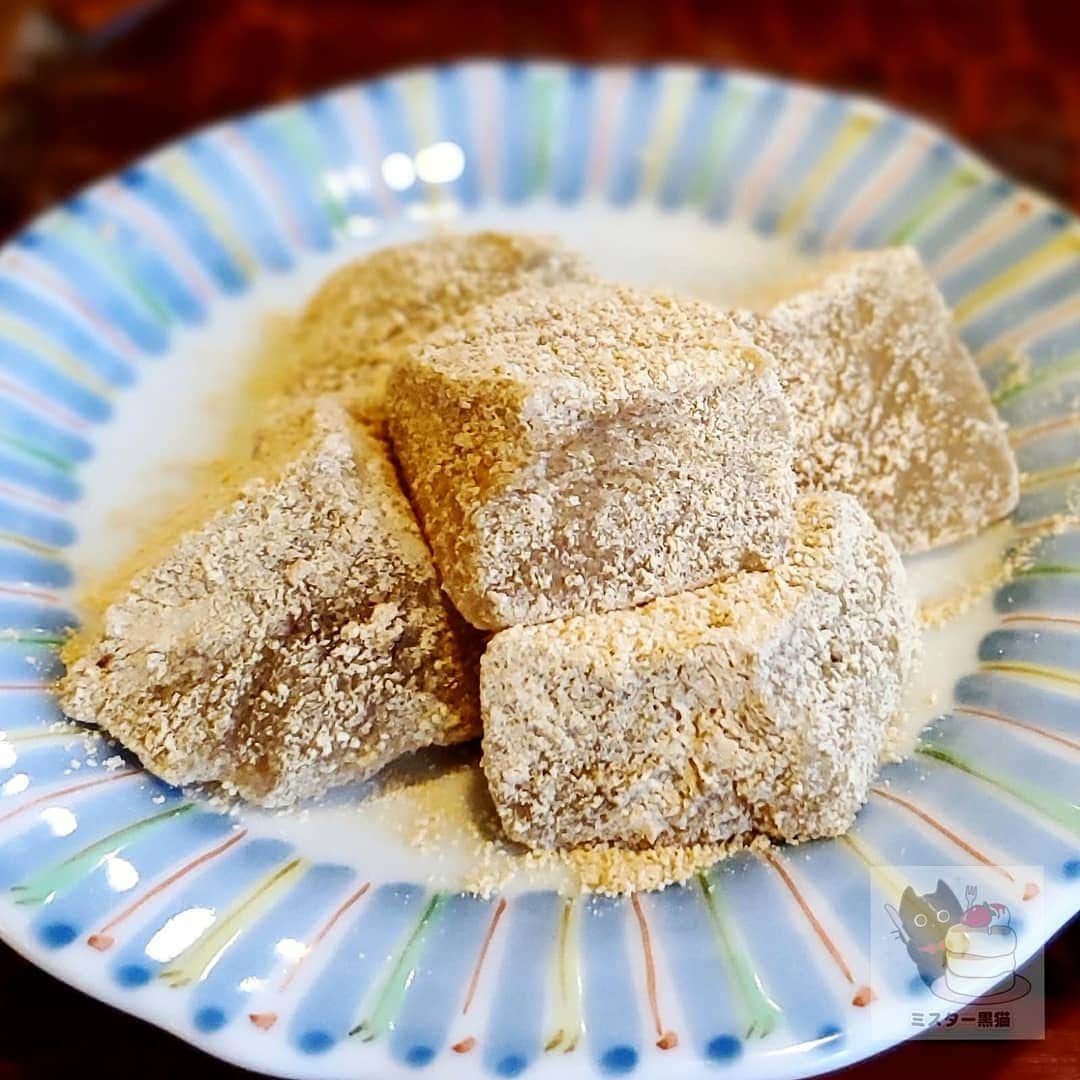 ミスター黒猫（黒猫仙人）のグルメインスタ