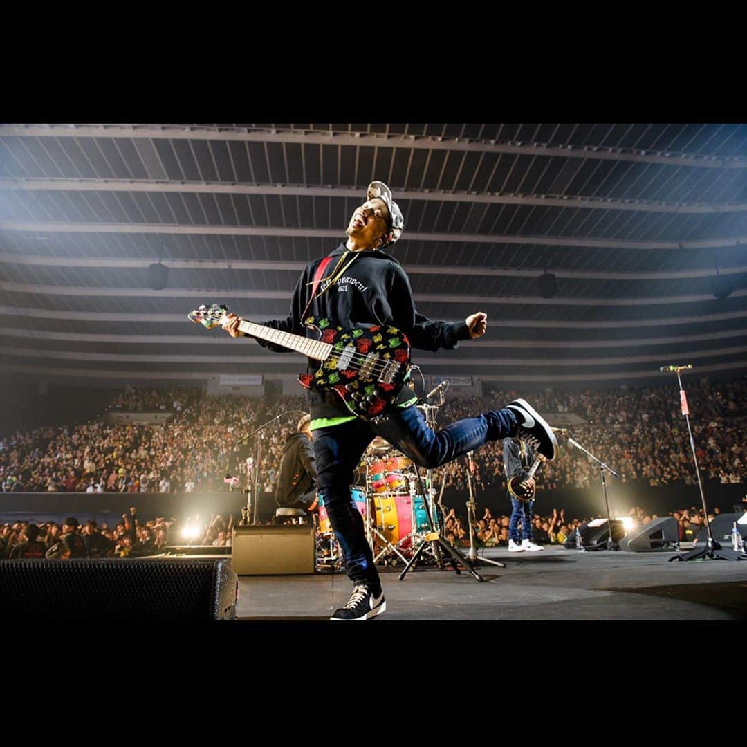 KENTAさんのインスタグラム写真 - (KENTAInstagram)「COMINATCHA!! TOUR 2019-2020。﻿ ﻿ 大阪城ホール1日目!!﻿ ﻿ Photo by Jon…﻿ ﻿ #WANIMA #カミナッチャ」2月5日 12時30分 - wanimakenta