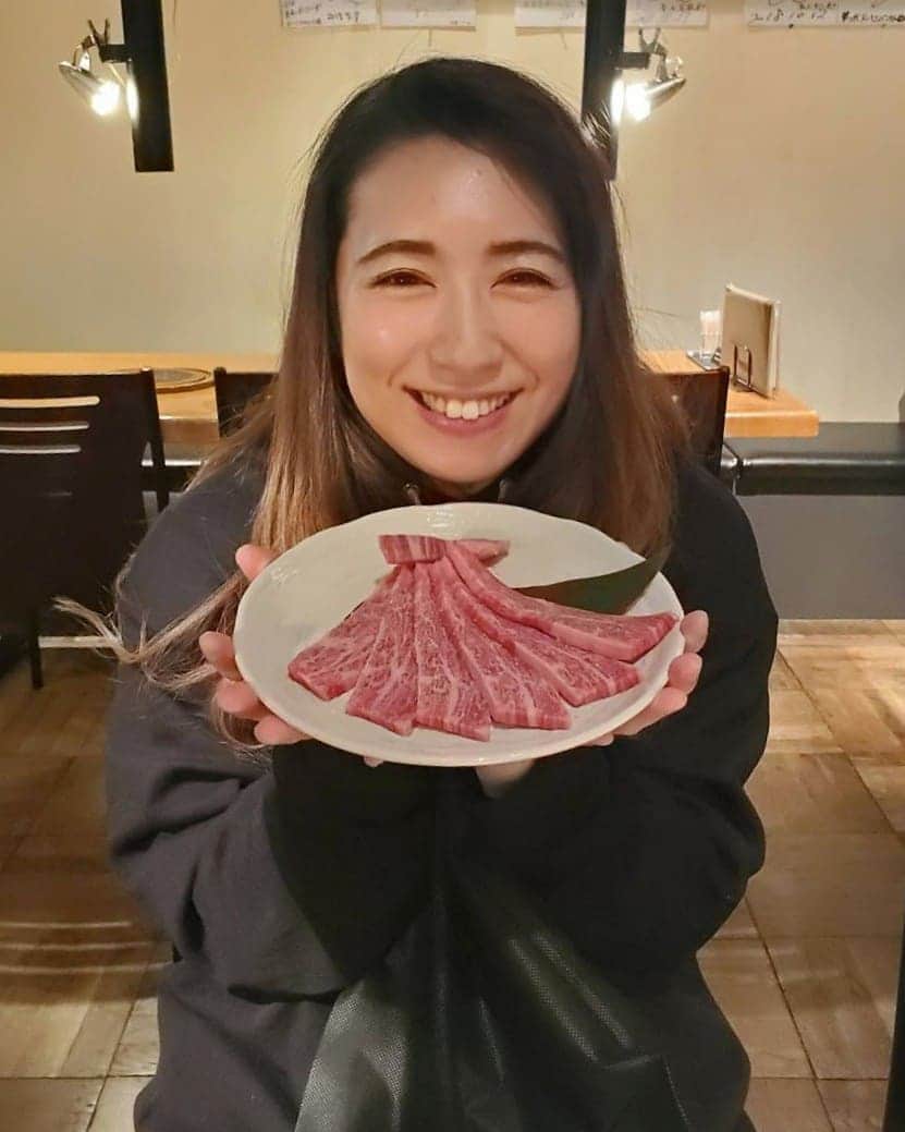 才木玲佳さんのインスタグラム写真 - (才木玲佳Instagram)「meat always makes me smile😁」2月5日 12時28分 - saikireika