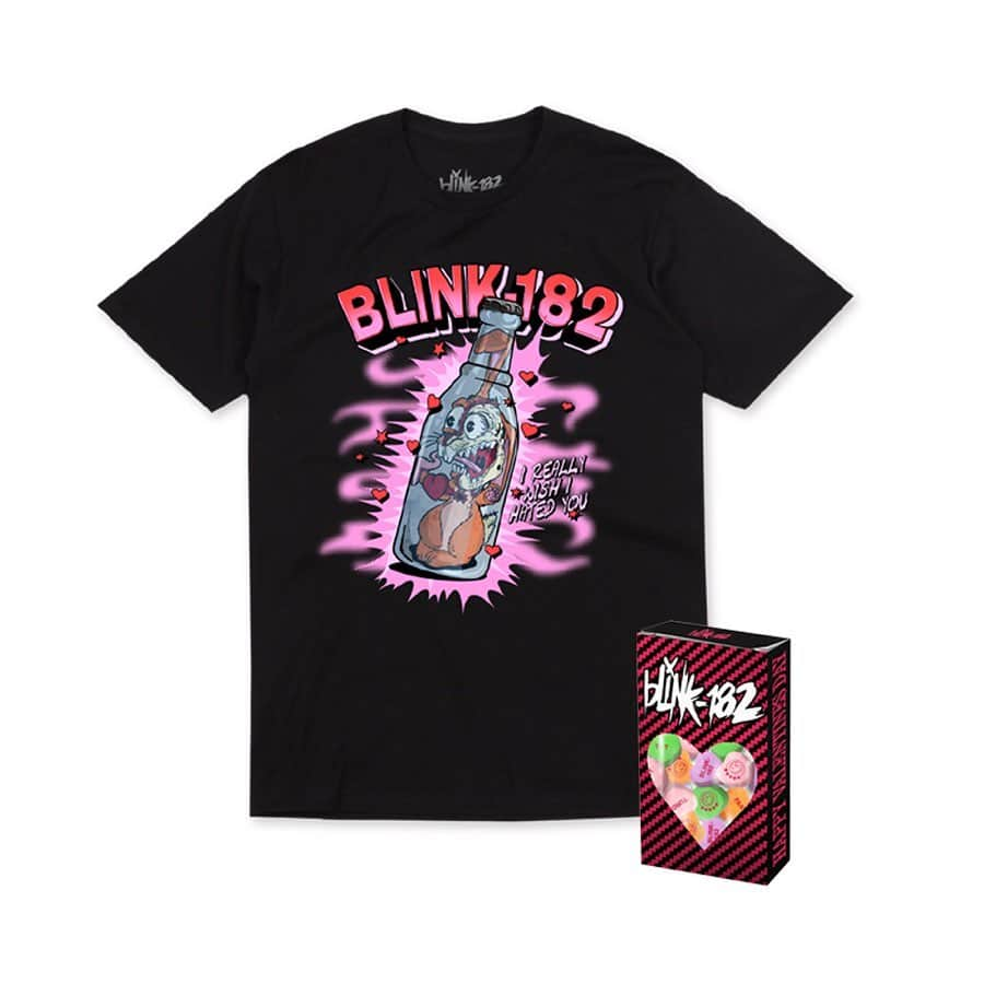 blink-182さんのインスタグラム写真 - (blink-182Instagram)「So here’s your valentine 💕... new merch available now! [link in bio, as per usual]」2月5日 4時41分 - blink182