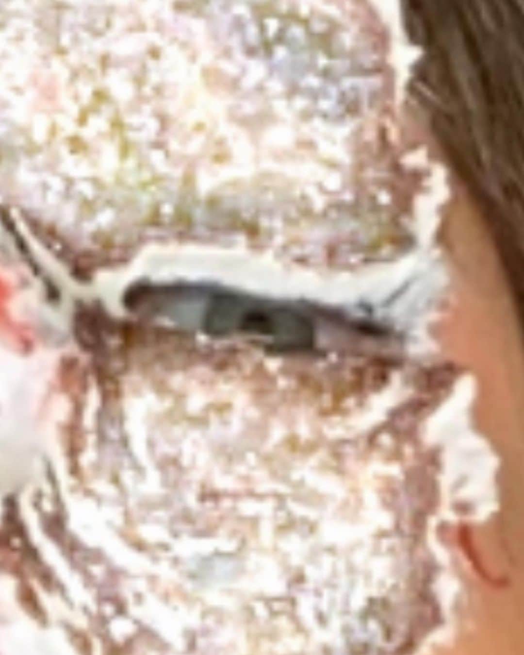 Hannah Stockingさんのインスタグラム写真 - (Hannah StockingInstagram)「Honestly happy birthday to myself, lmfao. I made it another year. Everyone wish me a happy birthday 😂😂😂 ( mua: @lou_flores )」2月5日 5時15分 - hannahstocking
