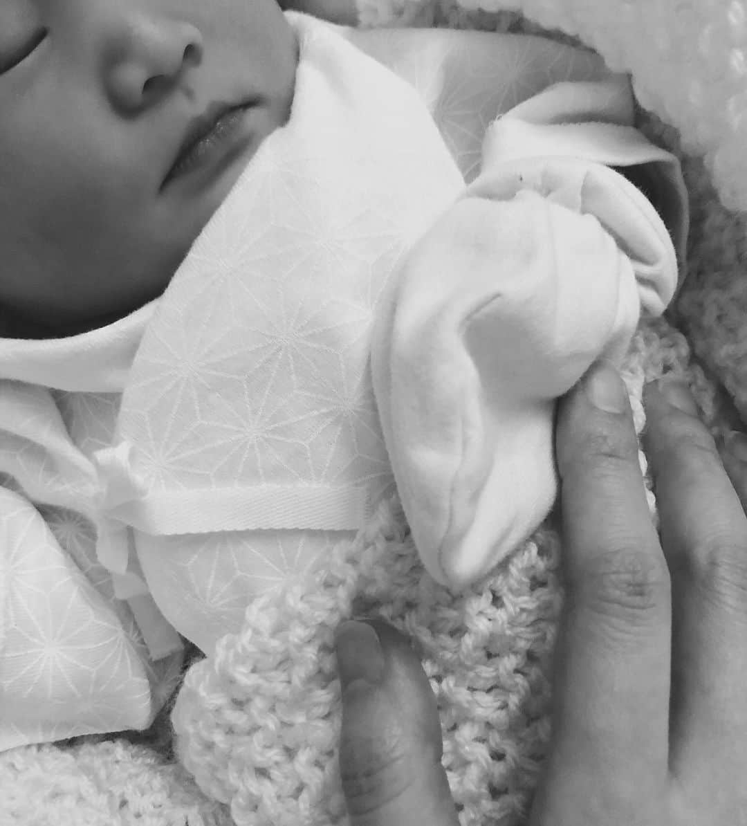 MayaTのインスタグラム：「My new life begins❤️ #newmom  February 1st, 2020」