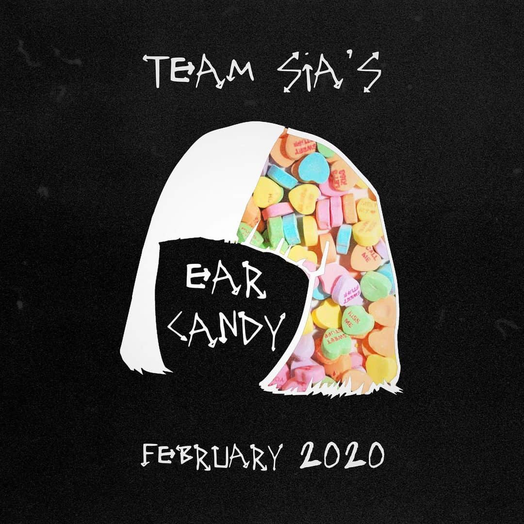 シーアさんのインスタグラム写真 - (シーアInstagram)「Team Sia's Ear Candy is ready to make you fall in love 💞 listen on @Spotify - Team Sia」2月5日 6時40分 - siamusic
