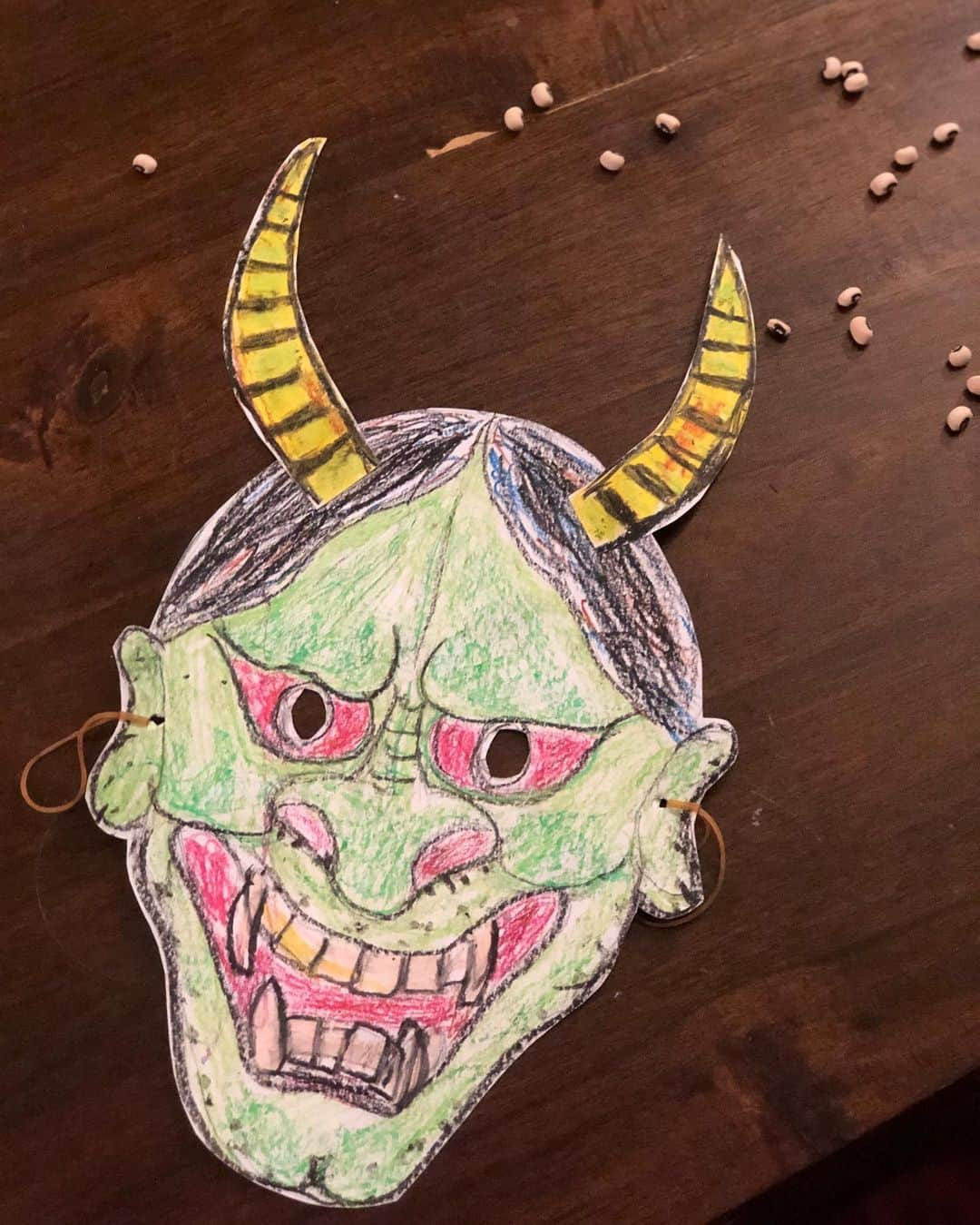 中鉢明子さんのインスタグラム写真 - (中鉢明子Instagram)「By mommy🎨 #japaneseogre👹#mask for our traditional festival #setsubun #japanse #newyork #life #今年もなんとか描きました　#2020年2月3日　#節分のお面　#マミーお手製　#節分　#子育て　#ニューヨーク」2月5日 6時41分 - akiko_harlem