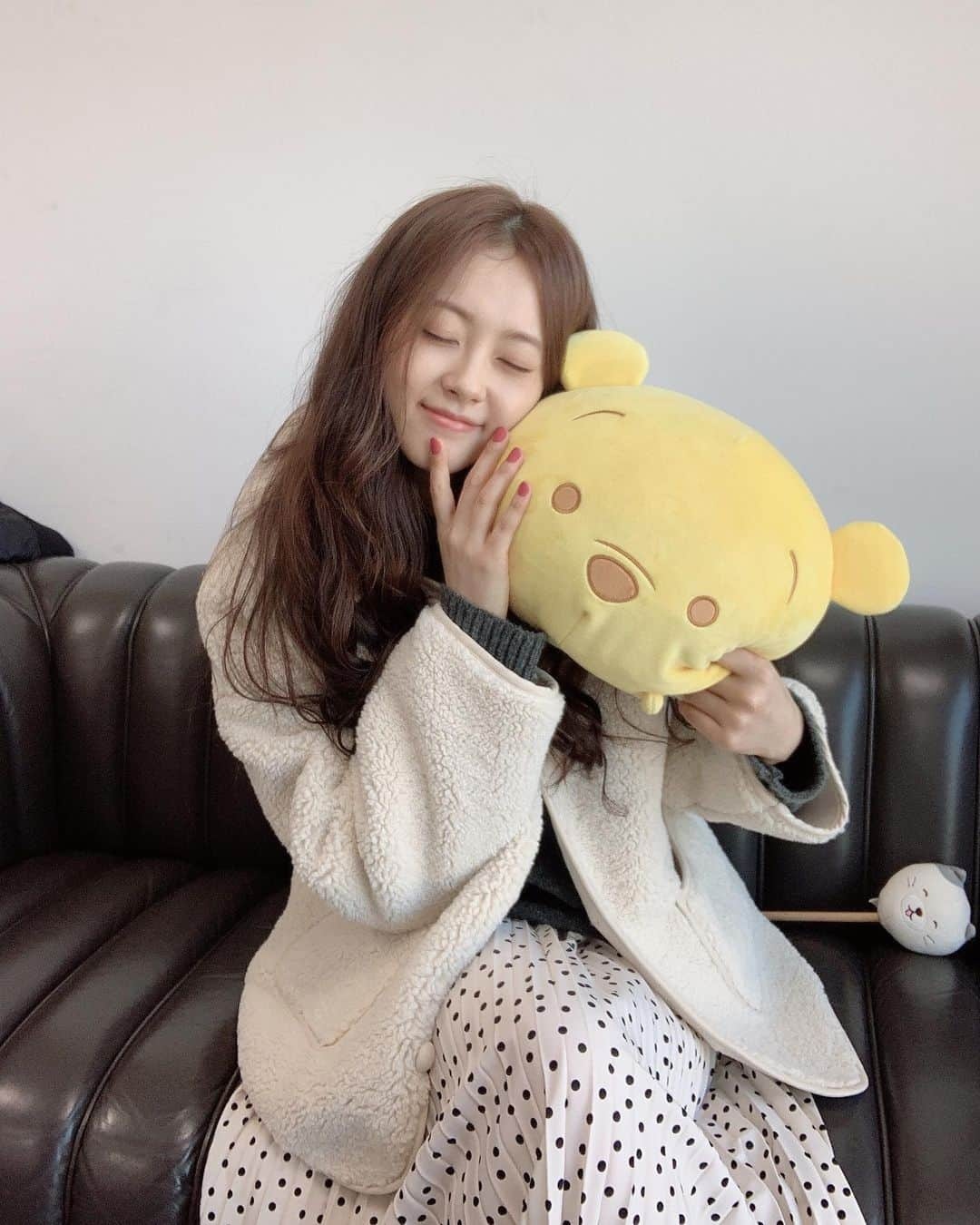 コ・アラさんのインスタグラム写真 - (コ・アラInstagram)「#haveaniceday ~❤️💕😘💕 #ArtistCompany#아티스트컴퍼니#고아라#GoARa ~❤️💕😘💕❤️」2月5日 13時27分 - ara_go_0211