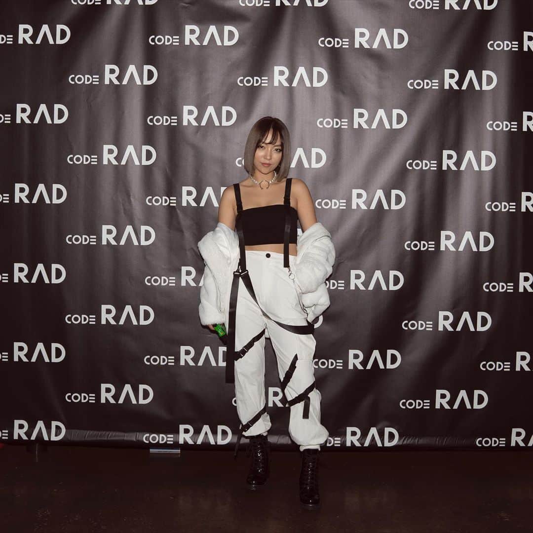 ジンジョー・リーのインスタグラム：「Thank you all who came to my launching party! Video and more pic will be upload soon at @coderadbyjinjoo 🥳🤩」