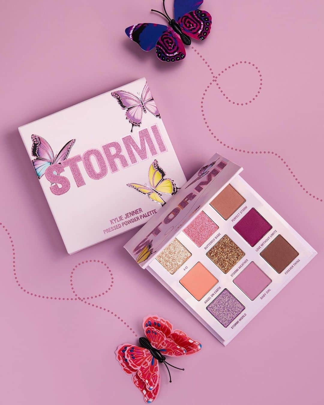 Kylie Cosmeticsさんのインスタグラム写真 - (Kylie CosmeticsInstagram)「Restock alert! 💕we're excited to announce that the Mini Stormi Palette and Stormi Blush will be restocking in a couple of weeks! Stay tuned for the exact date. 🦋」2月5日 8時10分 - kyliecosmetics