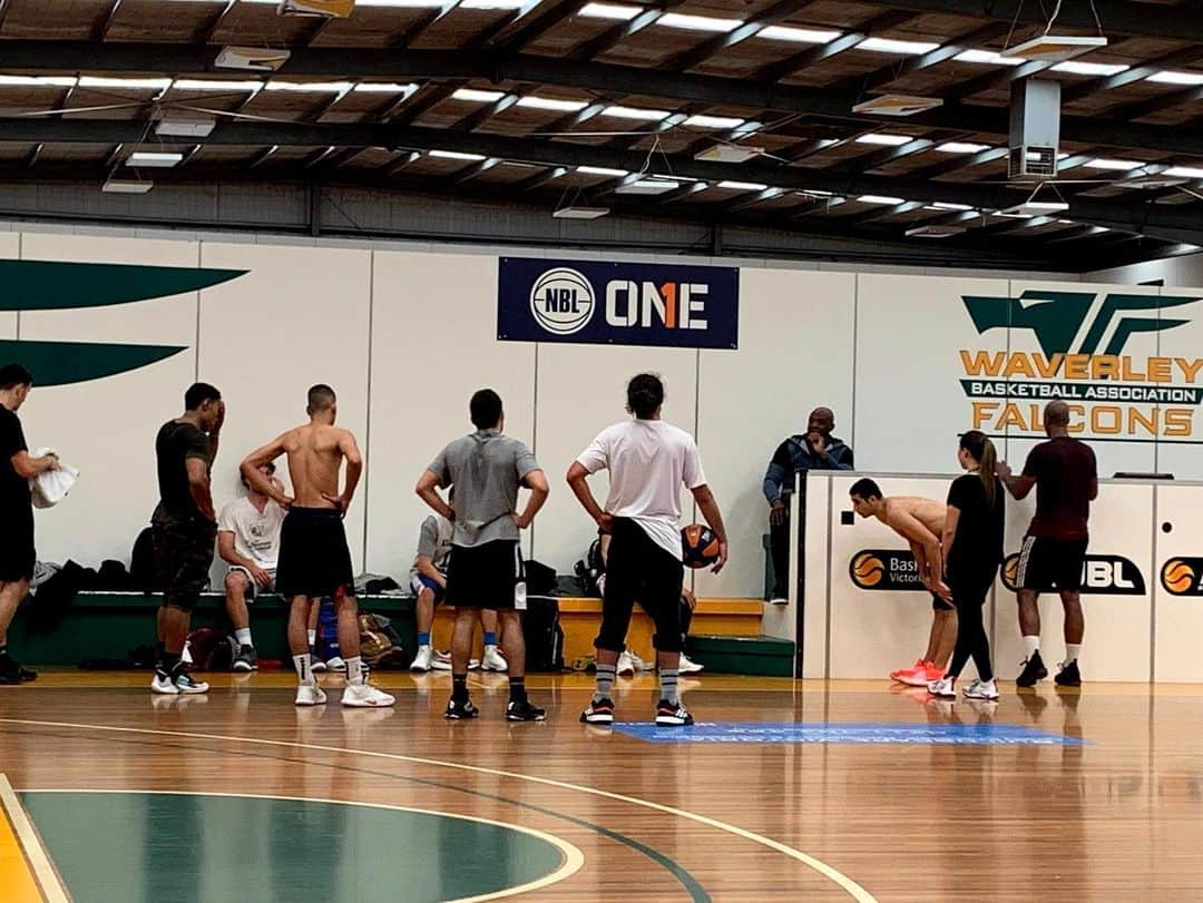 山田愛さんのインスタグラム写真 - (山田愛Instagram)「#thankyou Sedale ・ 当たり前じゃないの分かってる。今一度感謝 大好きなことを大好きな場所でみんなと💙 #melborne #australia #basketball #メルボルン #海外生活　 #メルボルンバスケ」2月5日 8時54分 - aiyamada_