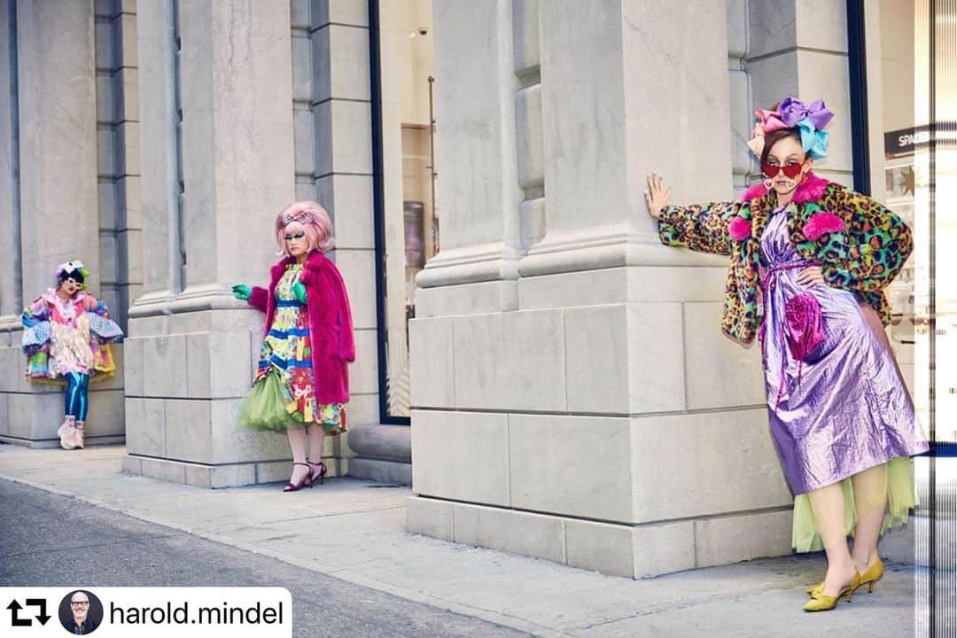 ジュン中山のインスタグラム：「#repost @harold.mindel ・・・ It’s The Weekend!!! Check out my New Women’s HARAJUKU Editorial “WHERE THE CATWALK GOT ITS CLAWS” in SPIRIT & FLESH MAGAZINE @spiritandflesh Photographs by Me, HAROLD MINDEL @harold.mindel Starring JUN NAKAYAMA @junnakayama Cecelia Gault @ceciliagault  Miss Madeline @missmadeline666  Styled and Creative Direction by YACHI GAULT @neko_babooshka Hair by MAKO LIJIMA @makohairmakenyc Makeup by DMITRY @makeupbydmitry Wigs by STEVEN PERFIDIA @steven_perfidia Styling Assistant CHRISTOPHER SANDERSON @fashion_will_kill_you Retoucher WOJCIECH CYGANIK @abuzzretouch Wearing @leafxiastudio @neu_byrne @dobs_ny @laruicci @ninashoes - - - #editorial #editorialphotography #harajuku #couture #harajukustyle #fashion #streetstyle #streetfashion #kiki #letshaveakiki #spiritandflesh #snfm #womensfashion #japanese #japan #wigs #color #elegant #luxurylifestyle #luxury #lux #nyc#portraitphotography #colorful #fauxfur #nordstrom #streetphotography #colorphotography」