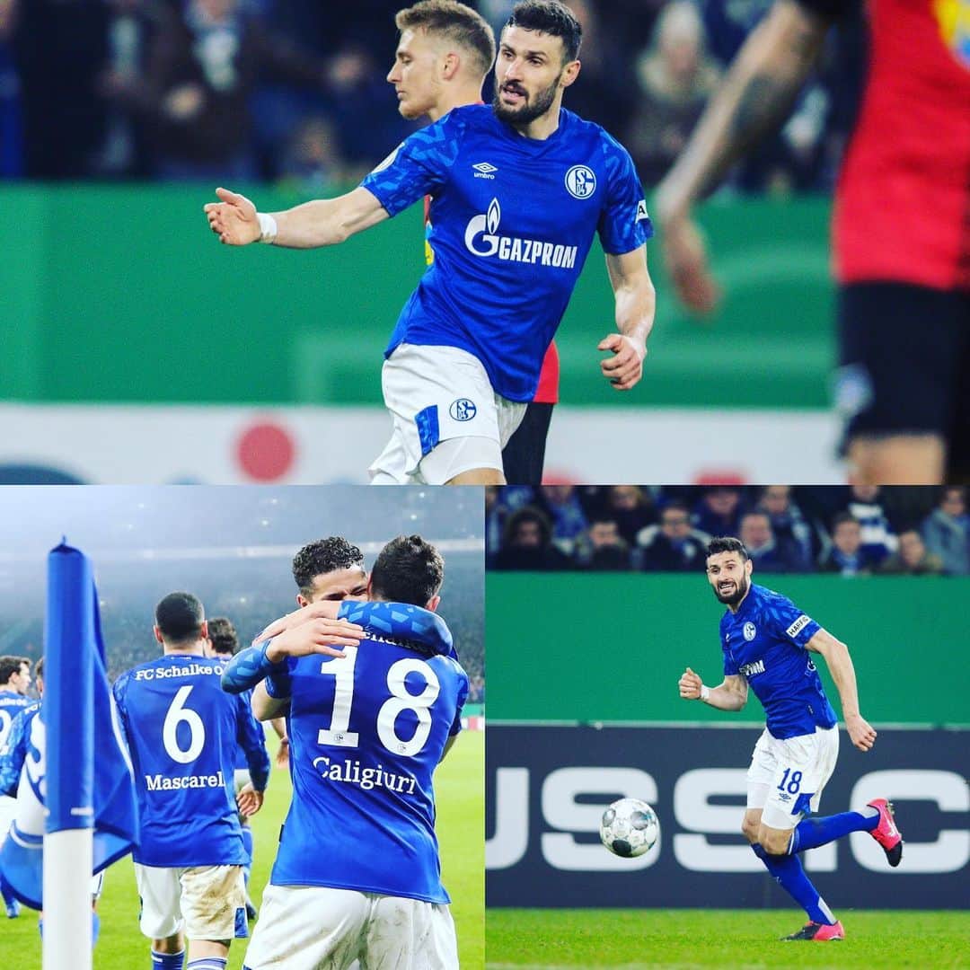 ダニエル・カリジュリのインスタグラム：「What a Game!! What a Fight !! Viertelfinale !! Danke für die Genesungswünsche !🙏🏻🔵⚪️ #niemalsaufgeben #immerweiter #zusammen #team #s04 #dc18」