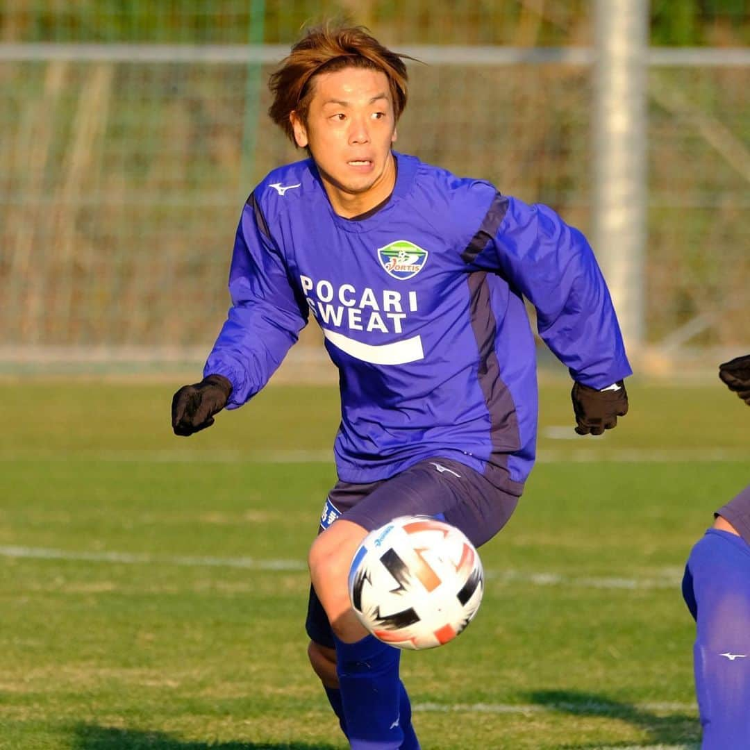 徳島ヴォルティスさんのインスタグラム写真 - (徳島ヴォルティスInstagram)「高知キャンプ、宮崎キャンプを終え、昨日2/4から徳島でのトレーニングを開始しました！﻿ ﻿ #徳島ヴォルティス #vortis #wearevortis #lovevortis #サッカー #Jリーグ #徳島県 #練習 #トレーニング #プロサッカー #板野町 #徳島スポーツビレッジ」2月5日 10時39分 - tokushima_vortis