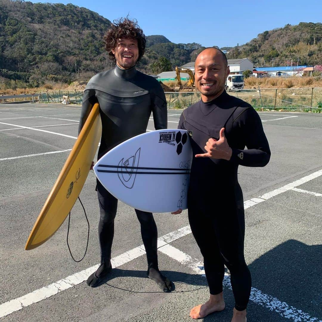 三浦理志さんのインスタグラム写真 - (三浦理志Instagram)「たのしかった〜！ #surftrip #surf #surfing #surfandnorf #izu  #伊豆 #ありがとう」2月5日 21時14分 - mar4m