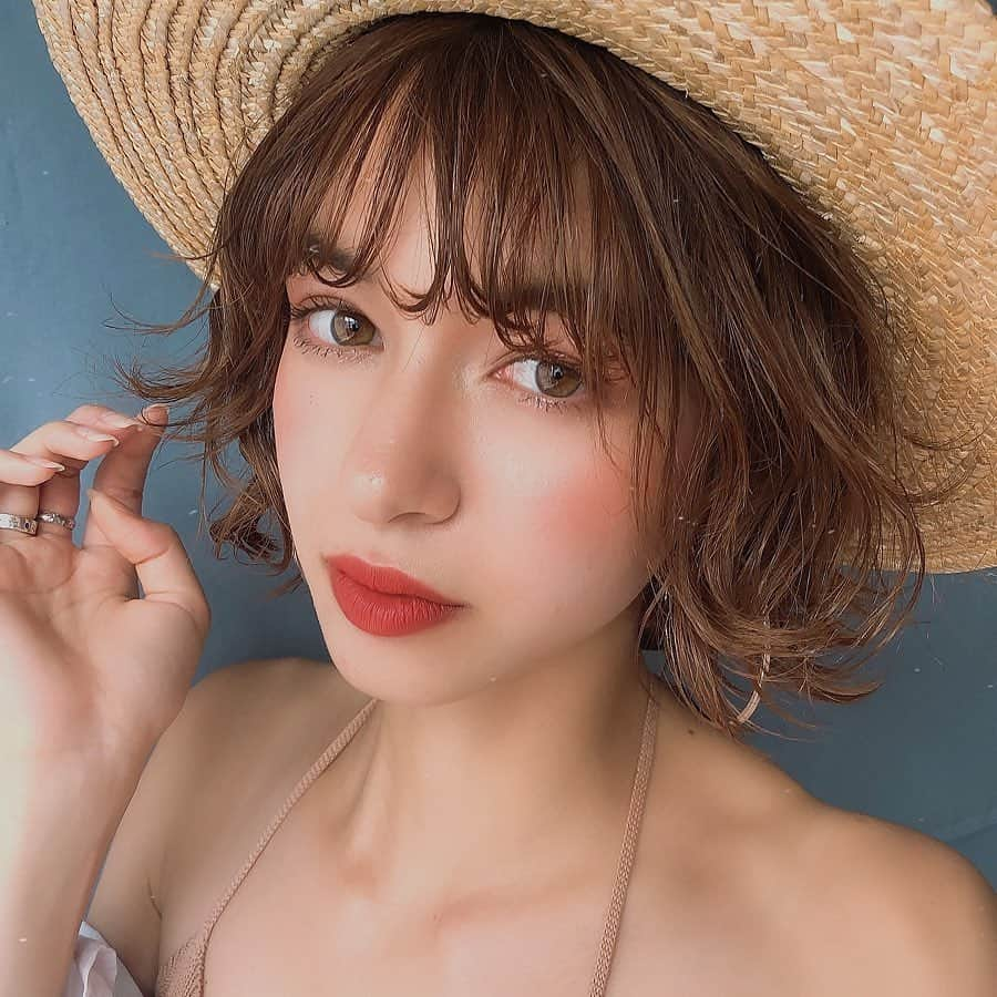 美女美容事情さんのインスタグラム写真 - (美女美容事情Instagram)「⁠⠀ 《麦わらの〜🎶👒🎶》⁠⠀ *⁠⠀ リポストを使って、素敵な写真📷✨を投稿されてる方を紹介させて頂く⠀⠀⠀⁠⠀ 【💄美女美容事情💅】のコーナーです✨⁠⠀ *⠀⠀⠀⠀⠀⠀⁠⠀ いいねやコメント、フォローして応援してね❤︎🥰🎶⁣⁠⠀ *⠀⠀⠀⠀⠀⠀⁠⠀ 今回ご紹介させて頂きますのは❤︎⁠⠀ ジーナさん< @geena1230 >の素敵なお写真📸⠀⁠⠀ *⠀⁠⠀ 帽子👒が抜群似合っていて可愛い🥰綺麗な瞳に吸い込まれそうですね✨👀✨⠀⁠⠀ *⠀⠀⁠⠀ ジーナさんのアカウントには他にも素晴らしい投稿が沢山ありますので是非覗いてみてくださいね💁‍♀️💙⠀⁠⠀ *⠀⠀⁠⠀ ジーナさん< @geena1230 >⠀⁠⠀ 素敵な投稿ありがとうございました☺️📸✨⠀⠀⠀⠀⠀⠀⠀⁠⠀ △▼△▼△▼△▼△▼△▼△▼△▼△▼⠀⠀⠀⠀⠀⠀⠀⠀⠀⠀⠀⠀⠀⠀⠀⠀⠀⠀⠀⠀⠀⠀⠀⠀⠀⠀⠀⠀⠀⠀⠀⠀⁠⠀ ❤🧡💛「美女美容事情」💚💙💜⠀⠀⠀⠀⠀⠀⠀⠀⠀⠀⠀⠀⠀⠀⁠⠀ 👇掲載ご希望の方は👇⠀⠀⠀⠀⠀⠀⠀⠀⠀⠀⠀⠀⠀⠀⠀⁠⠀ @b_b_j.jタグ付けと🖤 ビジョビ⠀🖤タグ付けお願いします✨⠀⠀⠀⠀⠀⠀⠀⠀⠀⠀⠀⠀⠀⠀⠀⁠⠀ ――――――――――――――――⠀⠀⠀⠀⠀⠀⠀⠀⠀⠀⠀⠀⠀⠀⁠⠀ ～姉妹アカウントのご紹介～⠀⠀⠀⠀⠀⠀⠀⠀⠀⠀⠀⠀⠀⠀⠀⠀⠀⠀⠀⠀⠀⠀⠀⠀⠀⠀⁠⠀ ◇美容情報を紹介している«美女美容事情～Beauty～»⠀⠀⠀⠀⠀⠀⠀⠀⠀⠀⠀⠀⠀⠀⠀⠀⠀⠀⠀⠀⠀⠀⠀⠀⠀⁠⠀ ( @b_b_j.j_b )⠀⠀⠀⠀⠀⠀⠀⠀⠀⠀⠀⠀⠀⠀⠀⠀⠀⠀⠀⠀⠀⠀⠀⠀⠀⠀⁠⠀ ◇美しい旅スポット紹介をしている«美 spot»⠀⠀⠀⠀⠀⠀⠀⠀⠀⠀⠀⠀⠀⠀⠀⠀⠀⠀⠀⠀⠀⠀⠀⠀⁠⠀ ( @b__spo )⠀⁠⠀ ⠀⠀⠀⠀⠀⠀⠀⠀⠀⠀⠀⠀⠀⠀⠀⠀⠀⠀⠀⠀⁠⠀ よかったらこちらも覗いてみてね✨⁠⠀ ――――――――――――――――⠀⠀⁠⠀ #ファッション ⠀⠀⁠⠀ #beauty⁠⠀ #お出かけコーデ ⠀⠀⁠⠀ #ファッション好き #アクティブ ⠀⠀⠀⁠⠀ #夏コーデ #キャンプコーデ ⠀⠀⠀⠀⠀⁠⠀ #ストローハット #女子力アップ⠀⠀⠀⠀⠀⠀⁠⠀ #カジュアルファッション ⠀⁠⠀ #女子力 #女子力向上⠀⠀⠀⠀⠀⠀⠀⁠⠀ #naturalbeauty #makeup⠀⠀⠀⁠⠀ #麦わら帽子 ⠀⁠⠀ #カメラ女子 #カメラ⠀⠀⁠⠀ #ファインダー ⠀#ヘアスタイル⠀⁠⠀ #モデル#ハーフ⠀⁠⠀ #ハーフモデル⠀⁠⠀ #japanese #japanesegirl ⠀」2月5日 21時59分 - b_b_j.j