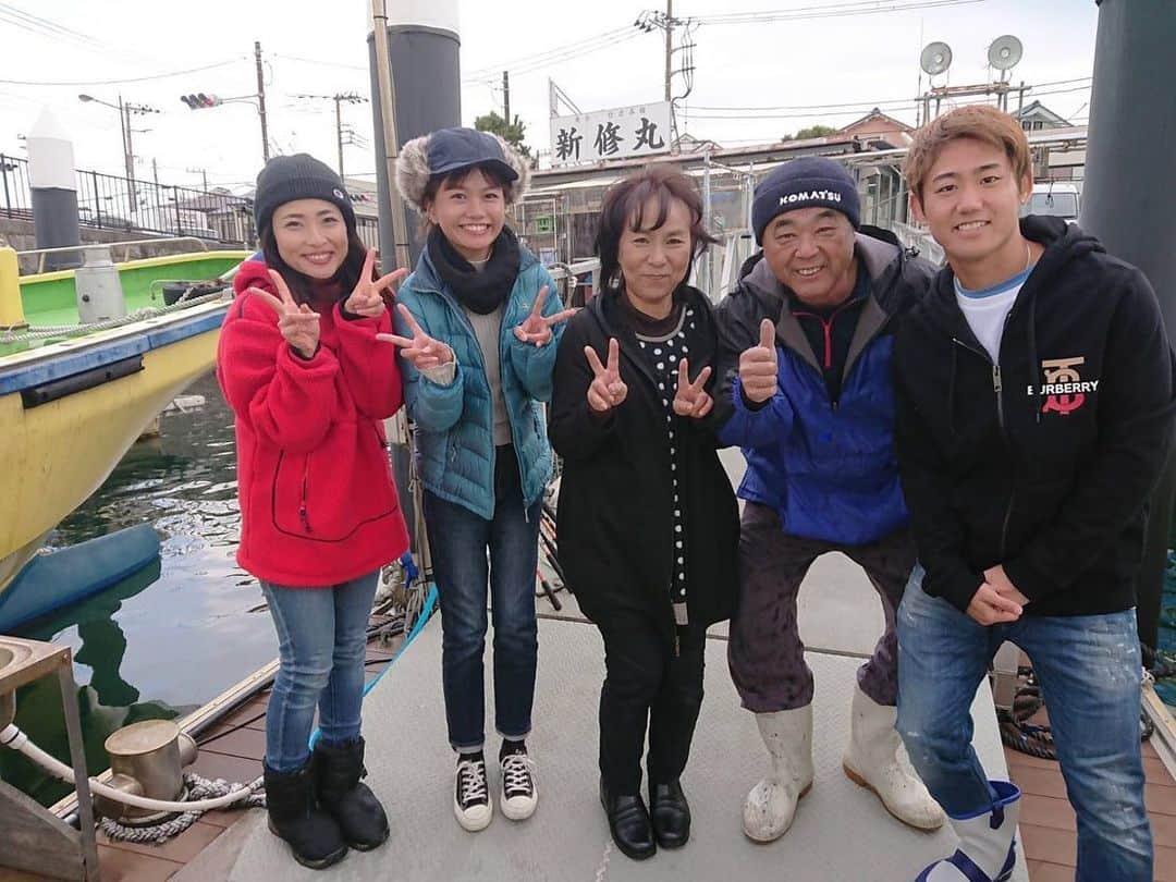 西岡良仁さんのインスタグラム写真 - (西岡良仁Instagram)「先日初めての船釣りへ行ってきました！ 三重県にいた頃家族でよく海上釣り堀へ行って釣りをしていましたが、船釣り自体は初めての経験でした。今回はカサゴ釣りを経験させて貰いました。  @kozukozu0615 @tachibana__m  初心者のお手伝いありがとうございました😊😊 連れたカサゴはシェフの方に最高の状態で食べさせて頂きました！ #カサゴ釣り　#海釣り　#新修丸　#金沢八景 #美味しい」2月5日 16時05分 - yoshihito0927
