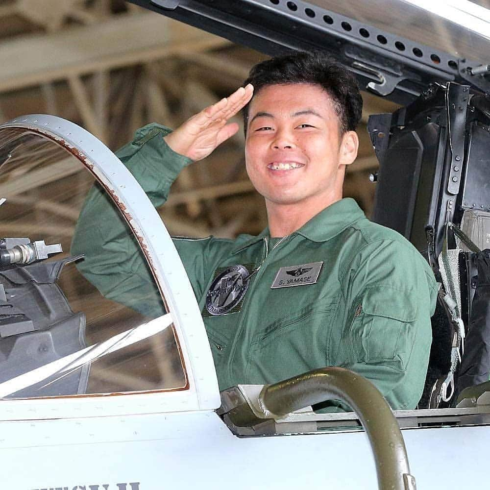 読売巨人軍さんのインスタグラム写真 - (読売巨人軍Instagram)「新人選手らが航空自衛隊に✨✈ #堀田賢慎 投手 #太田龍 投手 #菊田拡和 選手 #井上温大 投手 #山瀬慎之助 選手 #伊藤海斗 選手 #平間隼人 選手 #加藤壮太 選手 #東京ドーム #巨人 #ジャイアンツ #読売ジャイアンツ #giants  #プロ野球  #野球」2月5日 17時12分 - yomiuri.giants